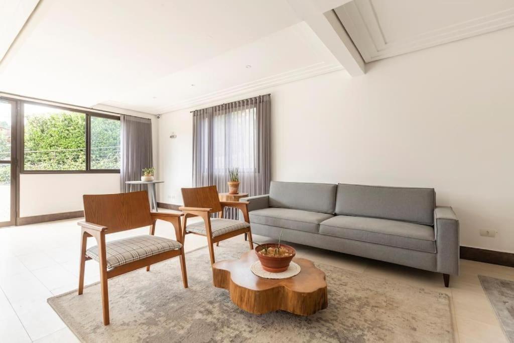 Nosso Loft Encantador Em Campos do Jordão Extérieur photo